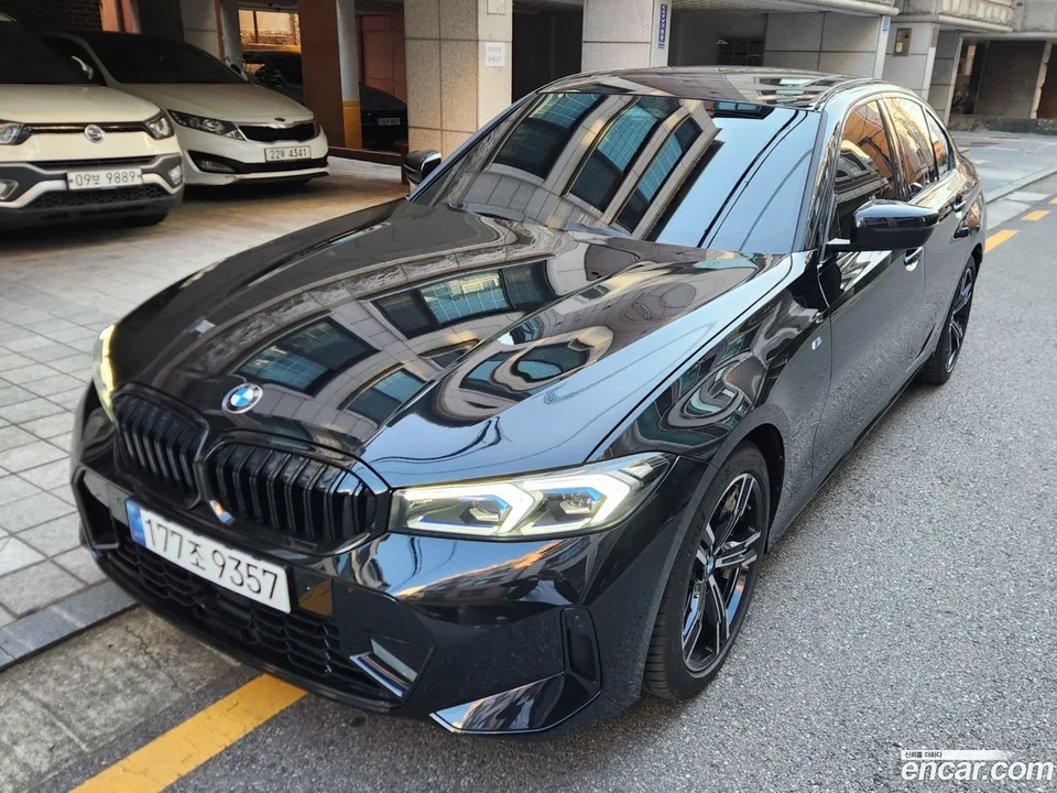 BMW 3 Series 320i M 2025 — фото 1, купить с доставкой в Москву