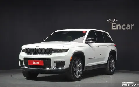Jeep Grand Cherokee 2023 купить в Москве