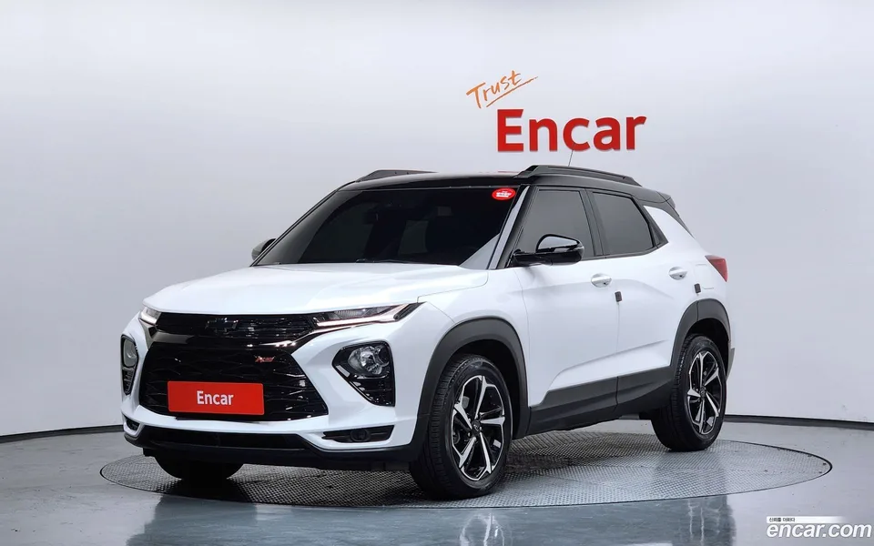 Chevrolet Trailblazer 1.3 2WD 2022 — фото 1, купить с доставкой в Москву