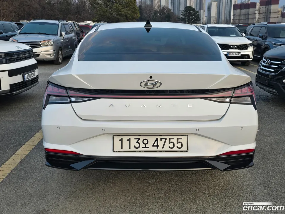 Hyundai Avante 1.6 2022 — миниатюра 2