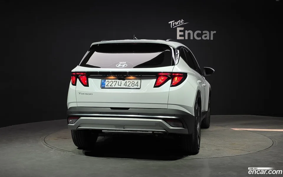 Hyundai Tucson Hybrid NX4 HEV 1.6 2WD 2025 — миниатюра 4