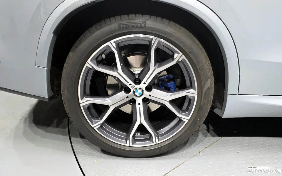 BMW X5 xDrive 30d M 2025 — миниатюра 2