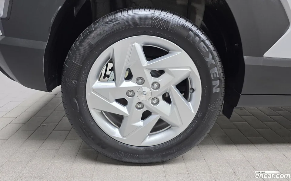 Hyundai Kona 1.6 2WD 2025 — миниатюра 5