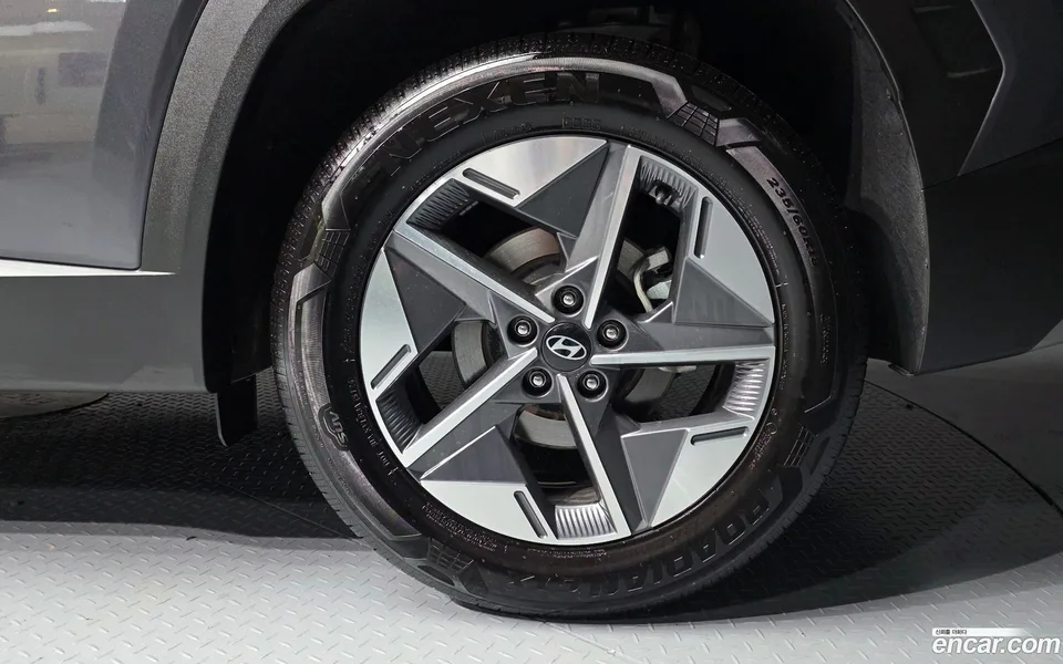 Hyundai Tucson NX4 1.6 2WD 2025 — миниатюра 2