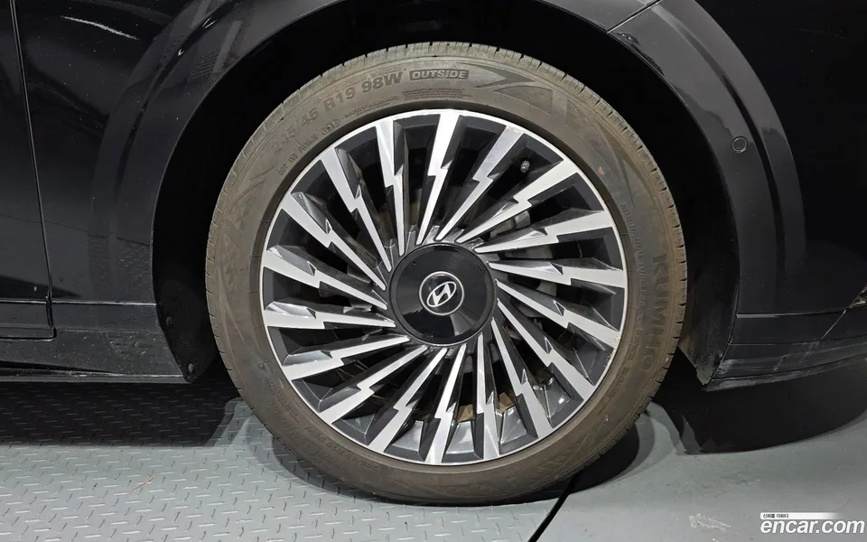 Hyundai Grandeur Hybrid 2023 — миниатюра 2