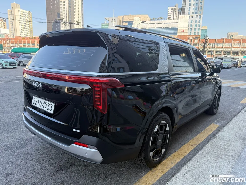 Kia Carnival HEV 9 2025 — миниатюра 3