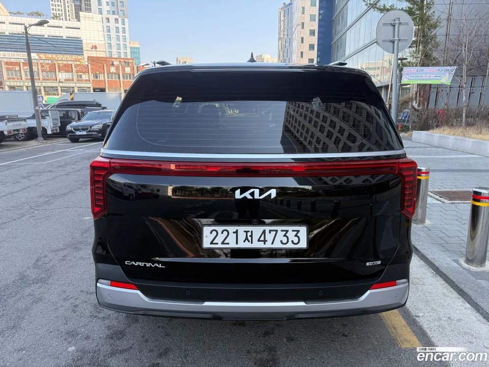 Kia Carnival HEV 9 2025 — миниатюра 4