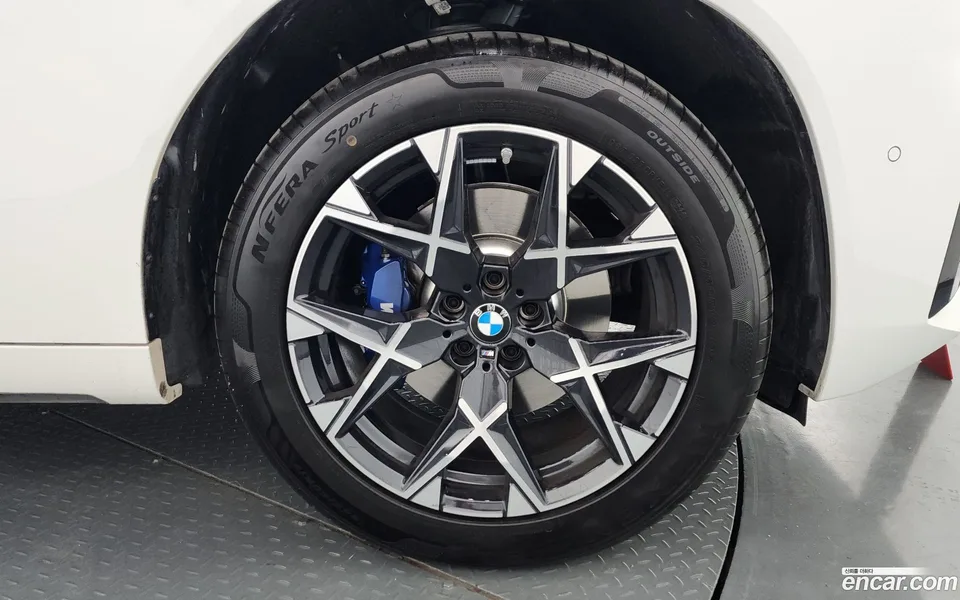 BMW X3 xDrive 20 M 2025 — миниатюра 5
