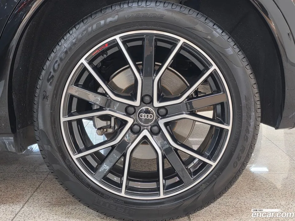 Audi Q5 45 TFSI 2023 — миниатюра 2