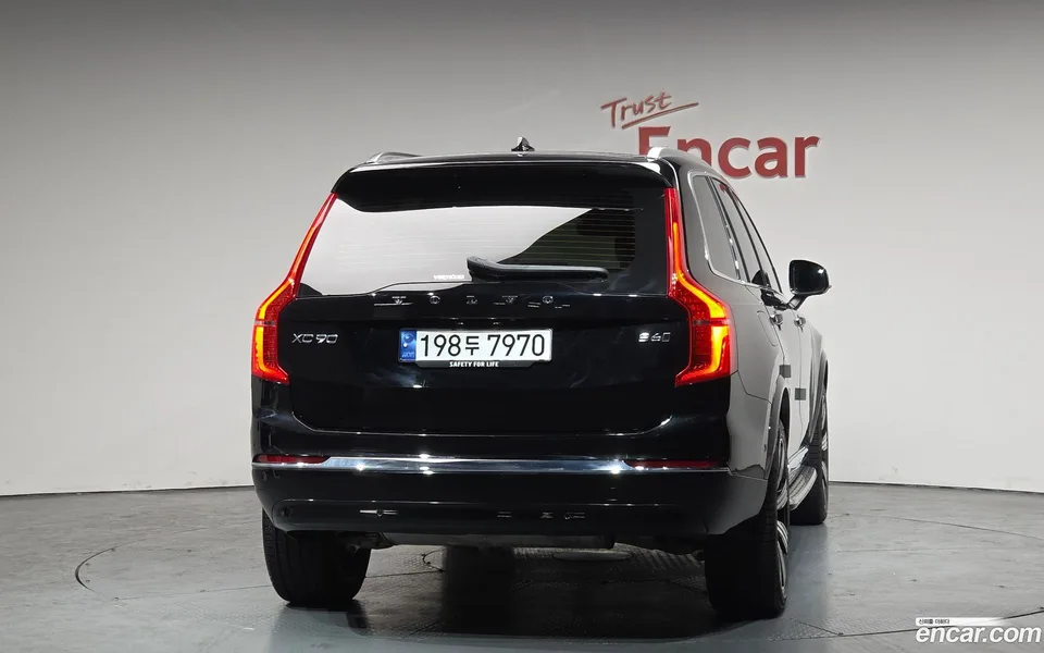 Volvo XC90 B6 2023 — миниатюра 4
