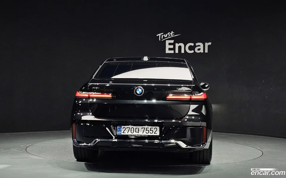 BMW 7 Series 740d xDrive M 2025 — миниатюра 4