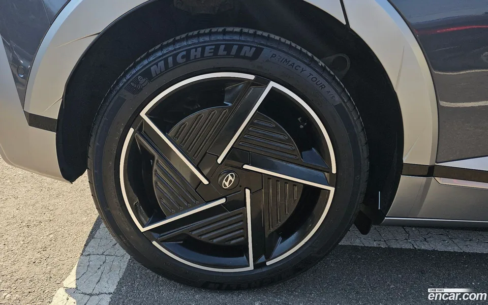 Hyundai Ioniq 5 AWD 2024 — миниатюра 5