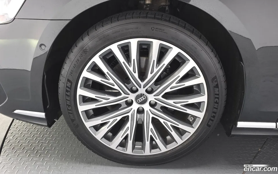 Audi A8 50 TDI LWB 2023 — миниатюра 2