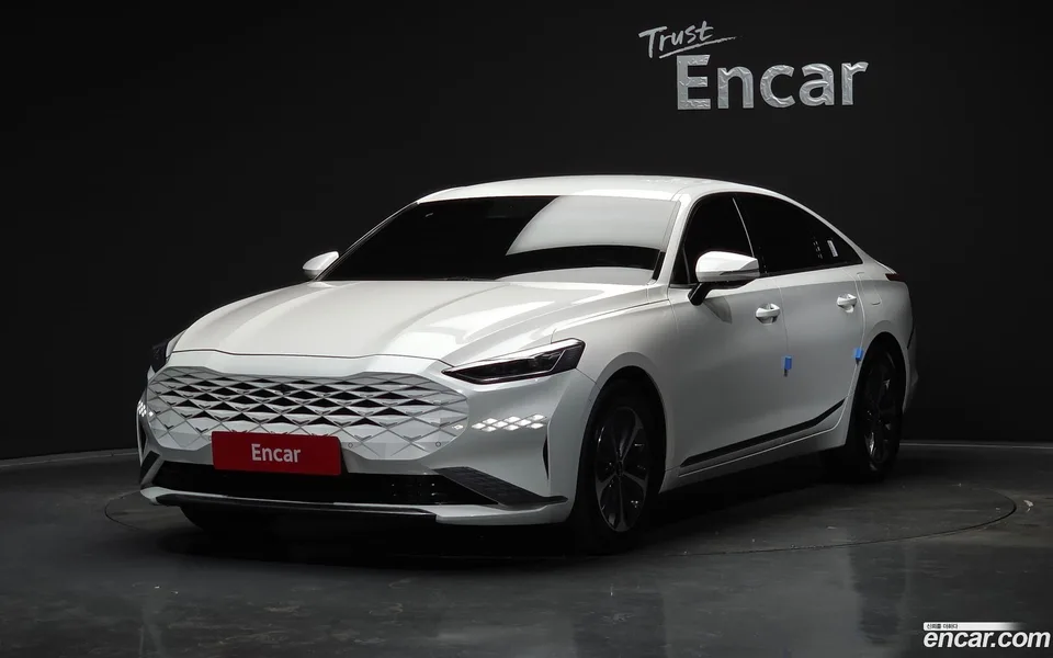 Kia K8 Hybrid 2022 — фото 1, купить с доставкой в Москву