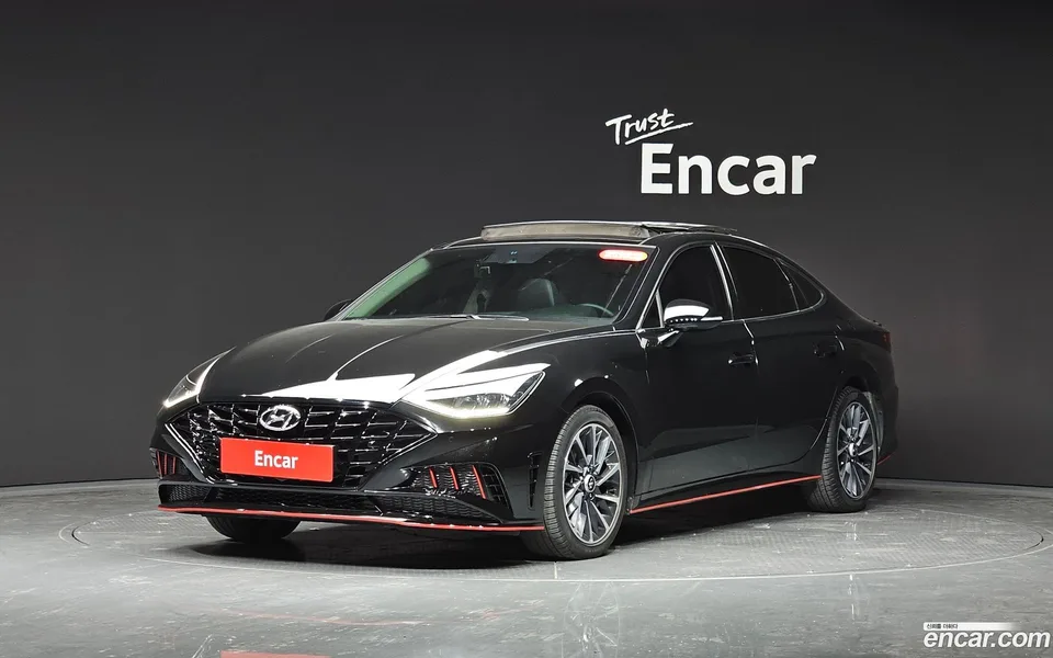 Hyundai Sonata 1.6 2022 — фото 1, купить с доставкой в Москву