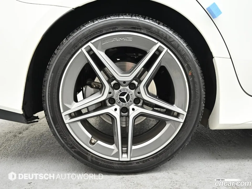 Mercedes-Benz CLS-Class CLS300d 4MATIC 2022 — миниатюра 5