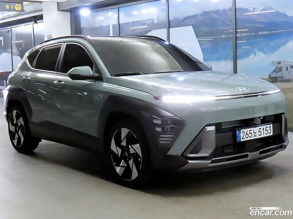 Hyundai Kona 1.6 4WD 2025 — фото 1, купить с доставкой в Москву