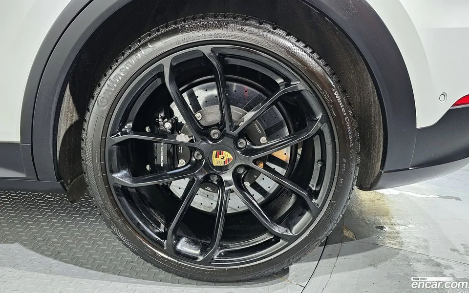 Porsche Cayenne 4.0 GT 2023 — миниатюра 2
