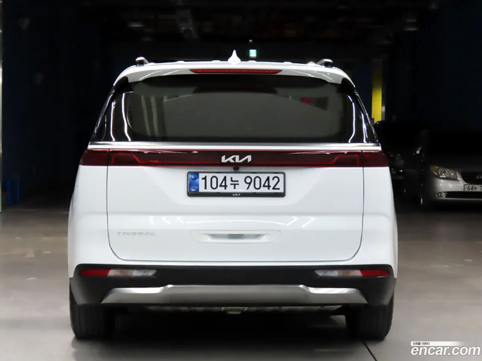 Kia Carnival 9 2023 — миниатюра 4