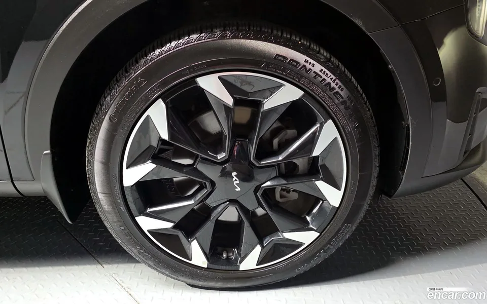 Kia Sorento 2.2 2WD 2023 — миниатюра 5