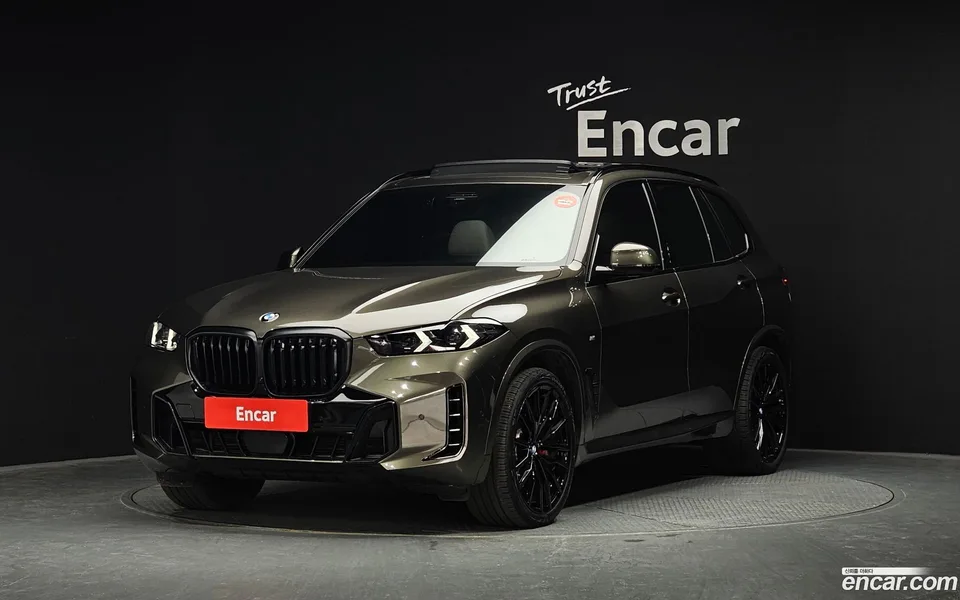 BMW X5 xDrive 40d M 2025 — фото 1, купить с доставкой в Москву