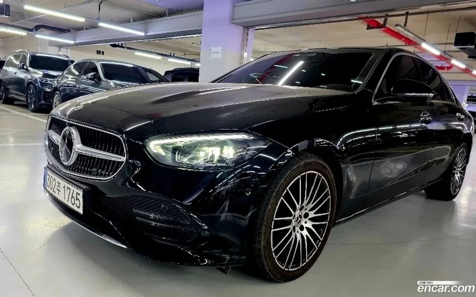 Mercedes-Benz C-Class C300 4MATIC 2024 — миниатюра 3