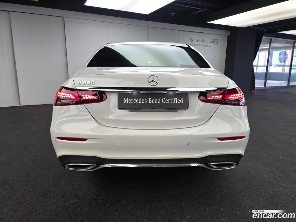 Mercedes-Benz E-Class E250 AMG Line 2023 — миниатюра 4