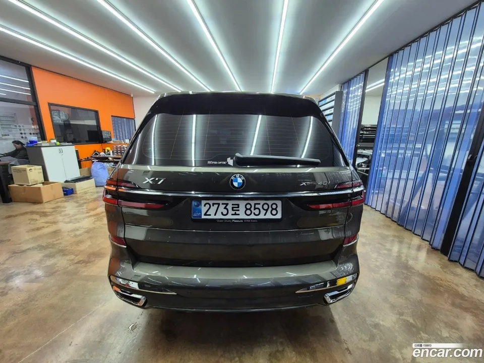 BMW X7 xDrive 40i M 7 2025 — миниатюра 4