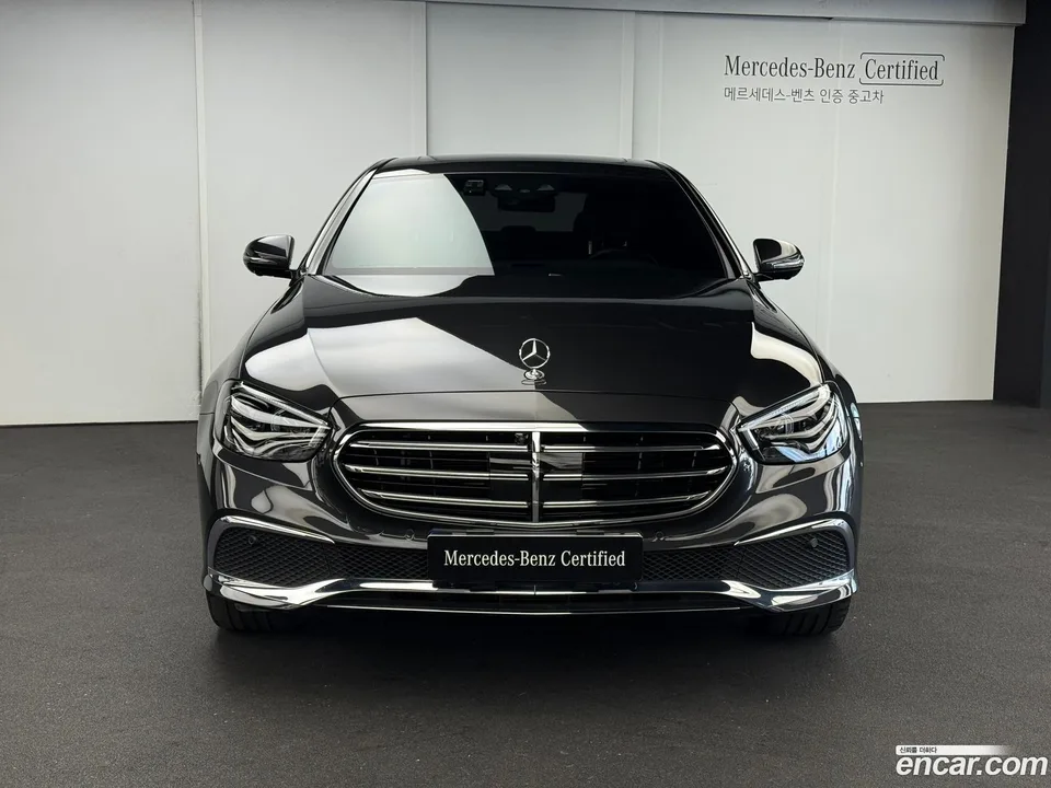 Mercedes-Benz E-Class E350 4MATIC 2022 — миниатюра 3
