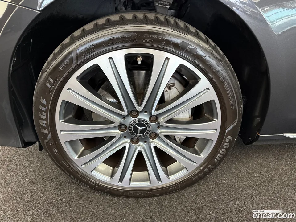 Mercedes-Benz E-Class E350 4MATIC 2022 — миниатюра 5