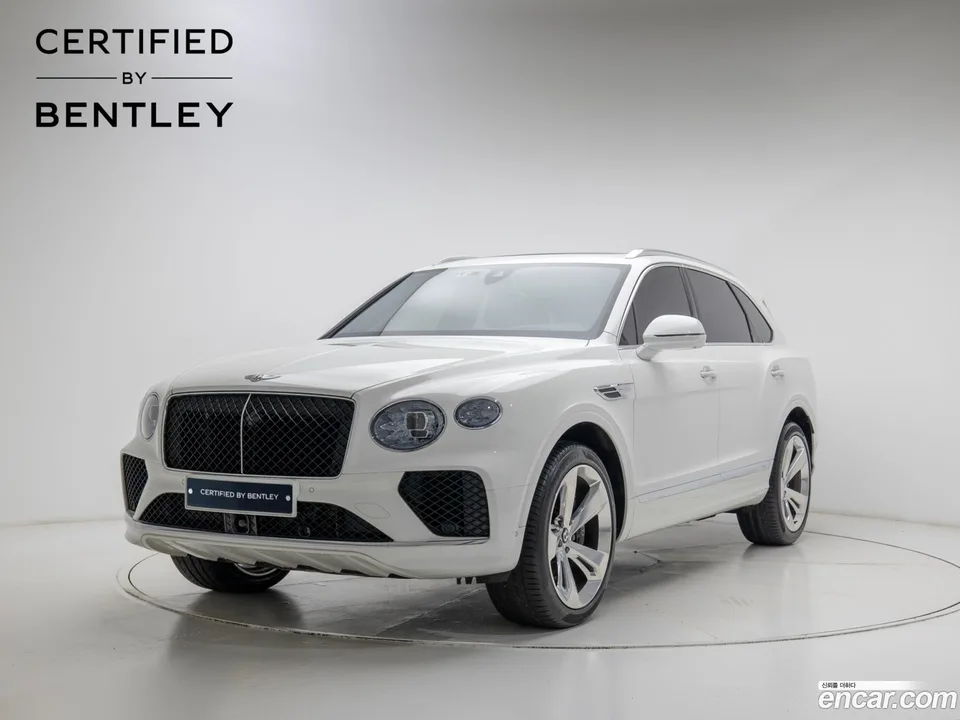 Bentley Bentayga 4.0 V8 2025 — фото 1, купить с доставкой в Москву