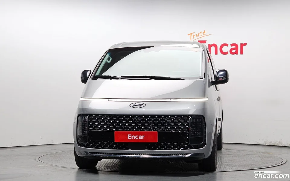 Hyundai Staria 7 2022 — миниатюра 3