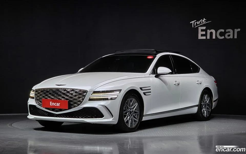 Genesis G80 2.5 2WD 2024 — фото 1, купить с доставкой в Москву