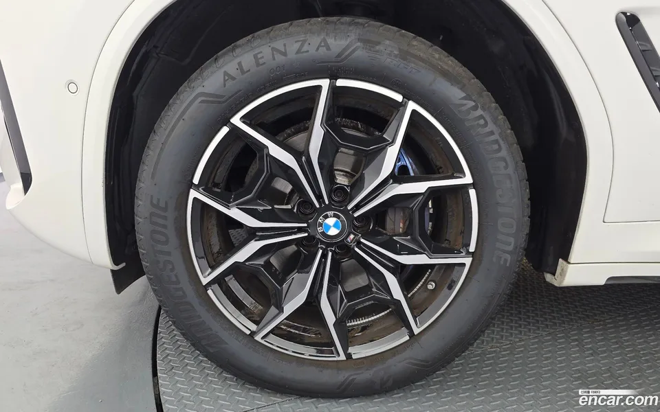 BMW X3 xDrive 20i M 2024 — миниатюра 2