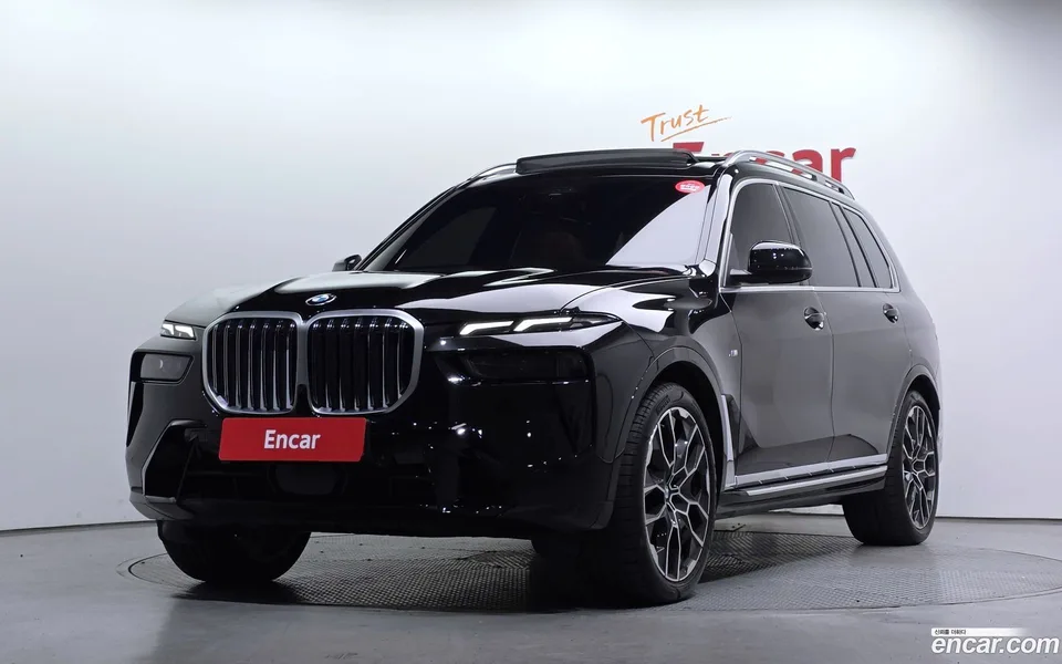 BMW X7 xDrive 40i M 6 2024 — фото 1, купить с доставкой в Москву