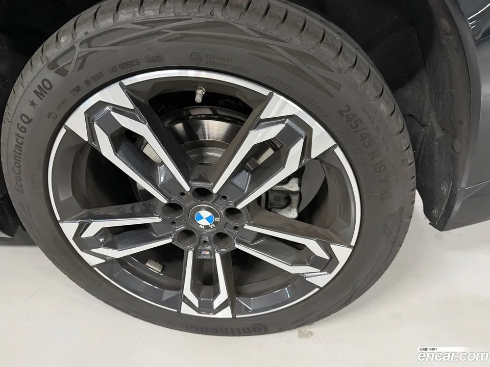 BMW X1 sDrive 20i M 2023 — миниатюра 2