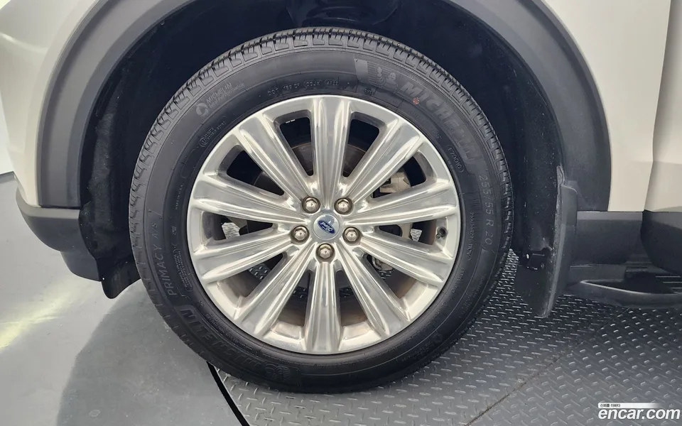 Ford Explorer 2.3 4WD 2023 — thumbnail 5