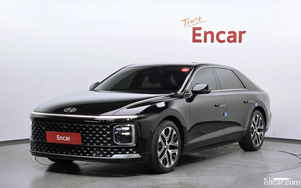 Hyundai Grandeur 2.5 2WD 2023 — фото 1, купить с доставкой в Москву