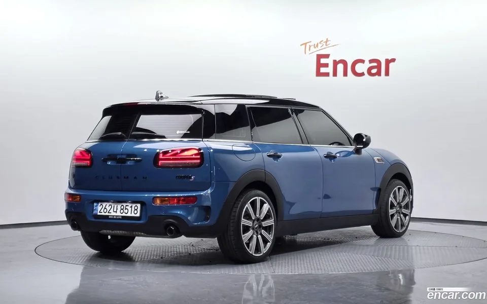 MINI Cooper S Clubman 2023 — миниатюра 2