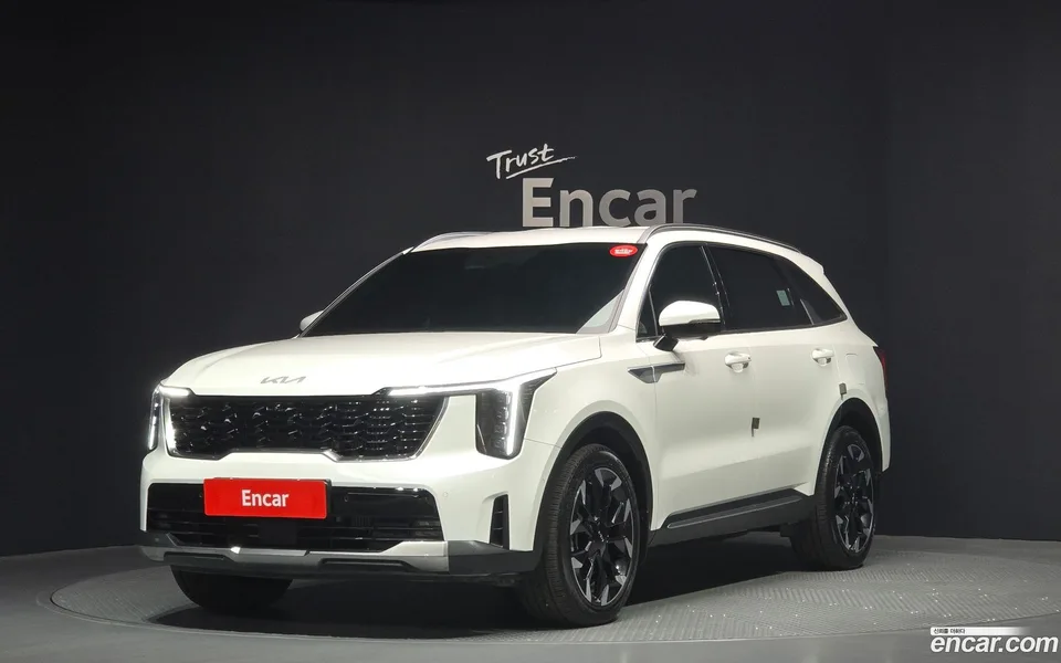 Kia Sorento 2.5T 4WD 2024 — фото 1, купить с доставкой в Москву