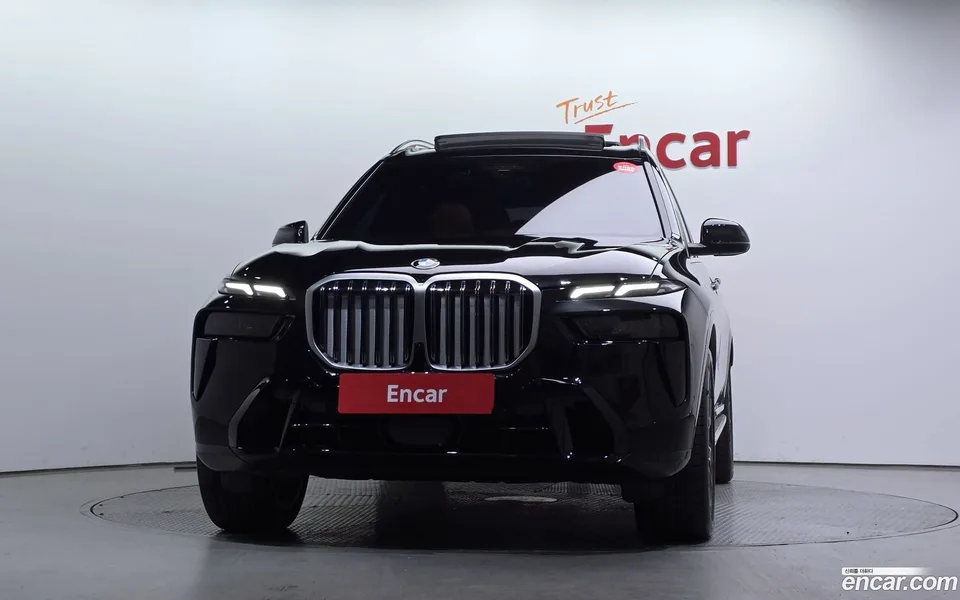 BMW X7 xDrive 40i M 6 2024 — миниатюра 3