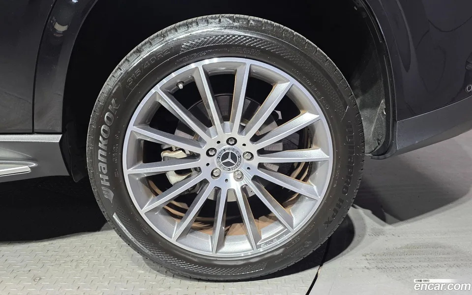 Mercedes-Benz GLE-Class GLE400d 4MATIC 2023 — миниатюра 5