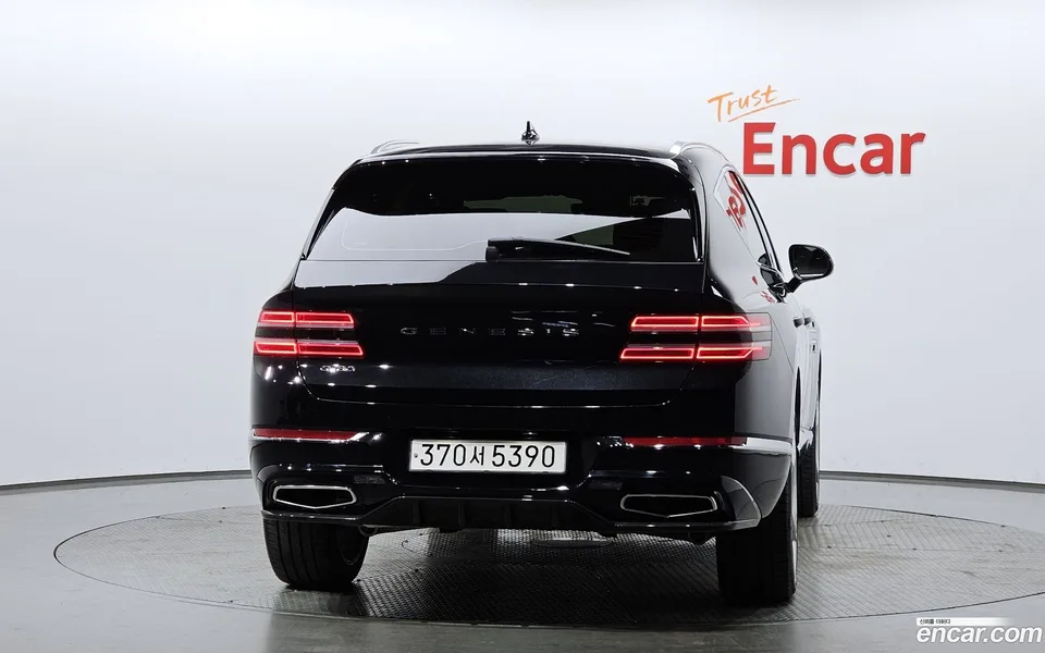 Genesis GV80 2.5T 2WD 2023 — миниатюра 4