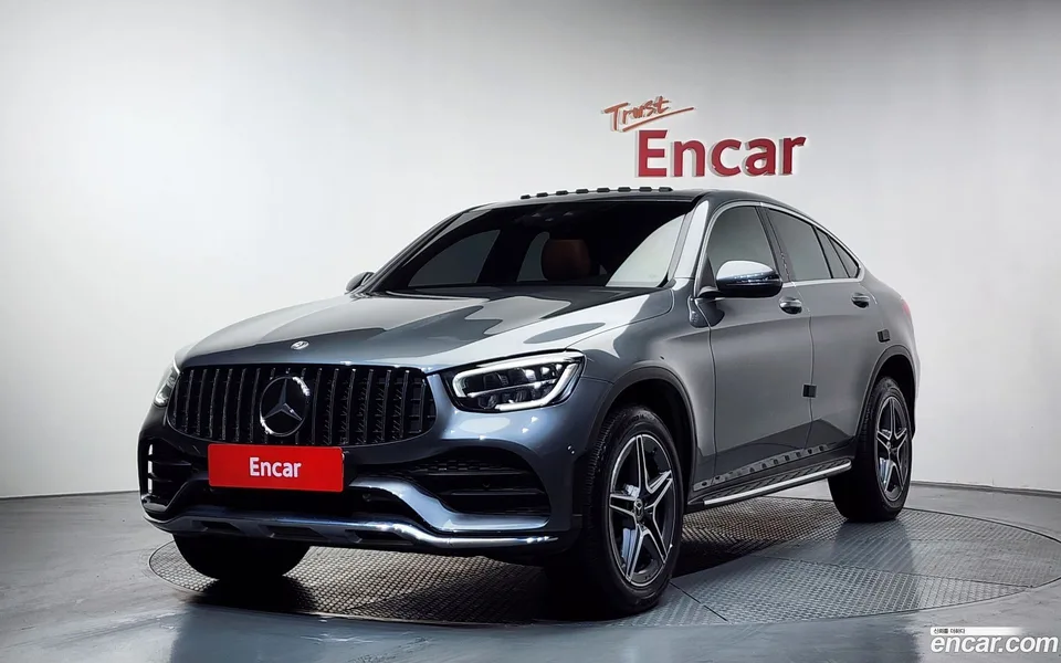 Mercedes-Benz GLC-Class GLC300e 4MATIC 2022 — фото 1, купить с доставкой в Москву