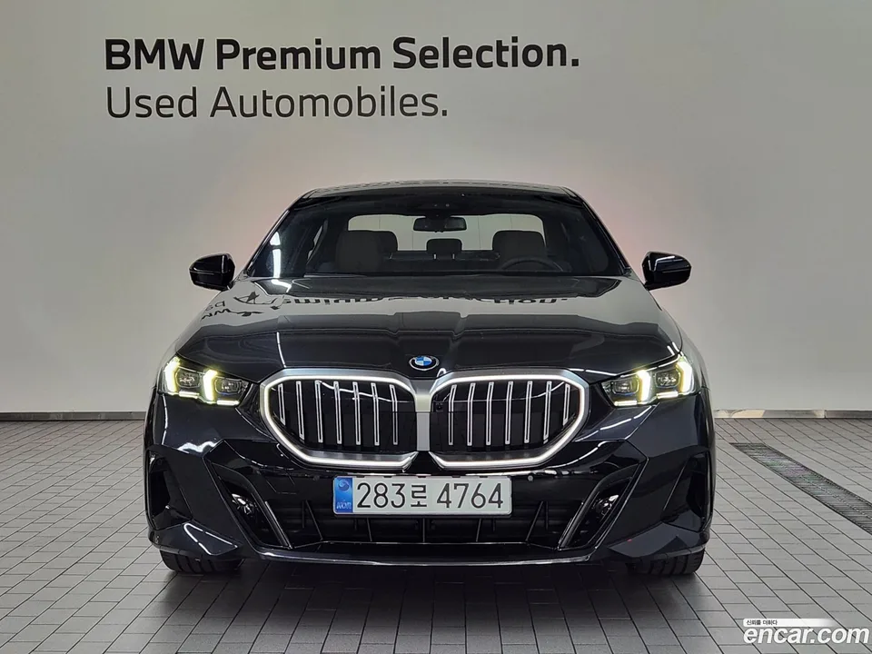 BMW 5 Series 523d M 2025 — миниатюра 3