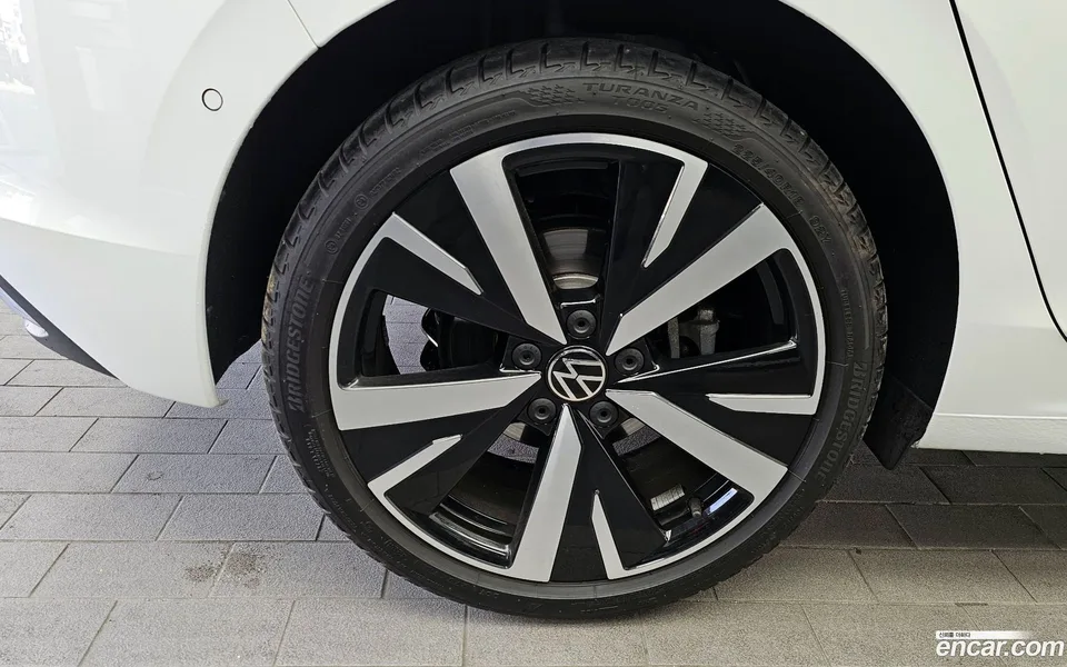 Volkswagen Golf 2.0 TDI 2025 — миниатюра 2