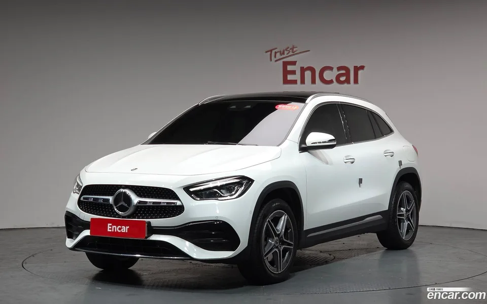 Mercedes-Benz GLA-Class GLA250 4MATIC 2023 — фото 1, купить с доставкой в Москву