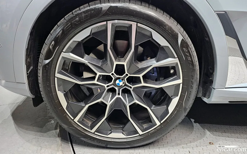 BMW X7 xDrive 40d M 6 2025 — миниатюра 2