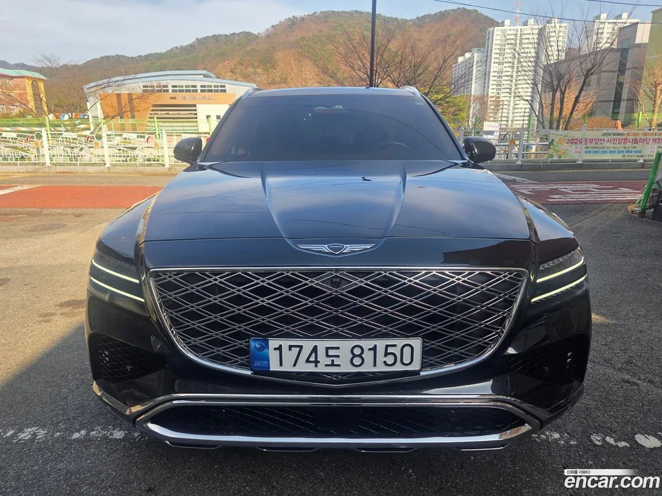 Genesis GV80 2.5T AWD 2024 — фото 1, купить с доставкой в Москву