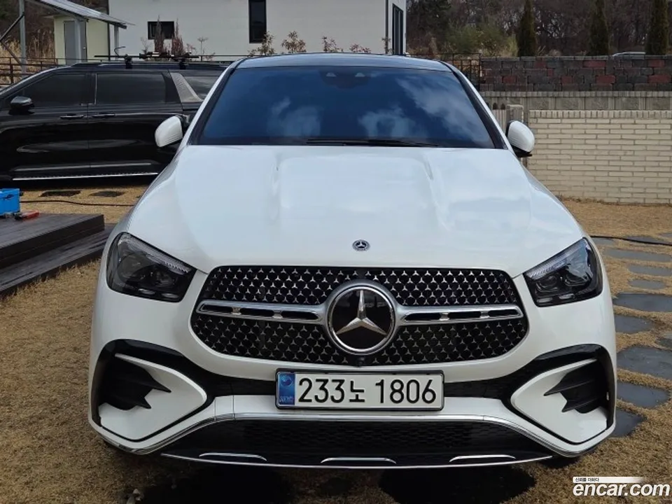 Mercedes-Benz GLE-Class GLE450 4MATIC 2025 — photo 1, buy with delivery to Moscow